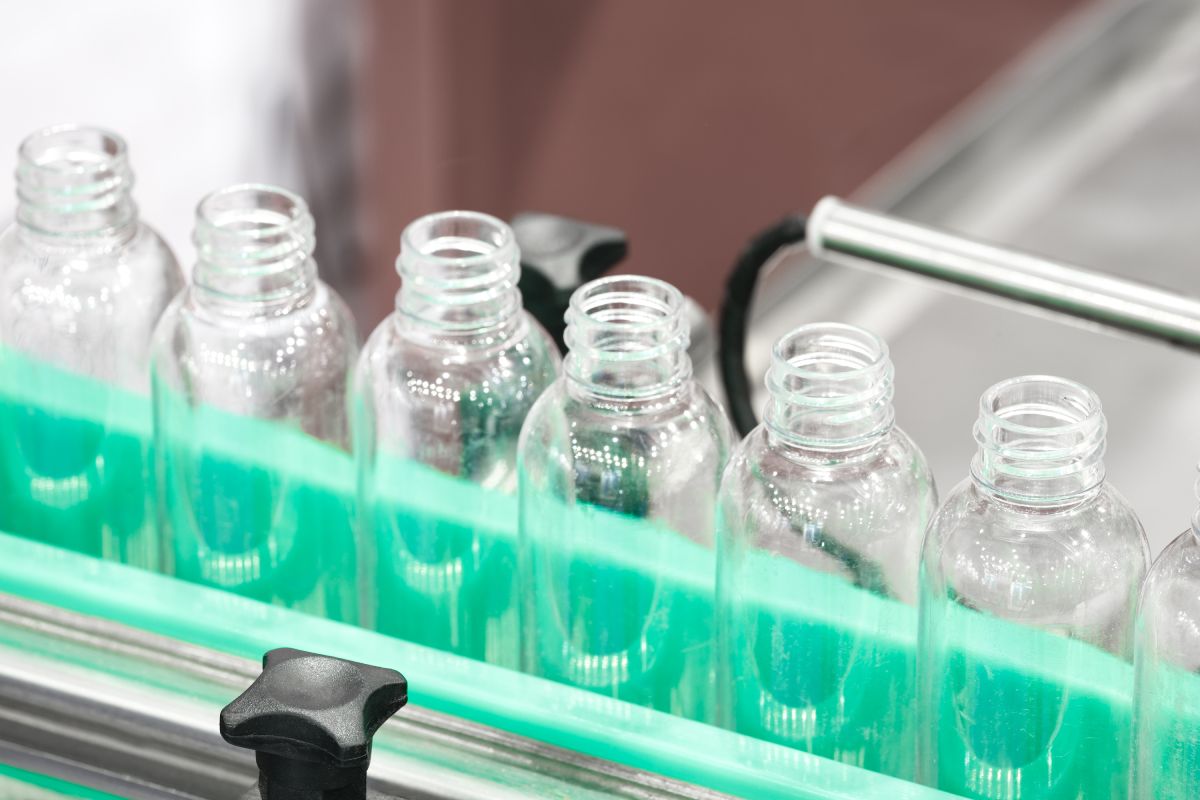 Calculate the ROI on a Compact Liquid Filling Line