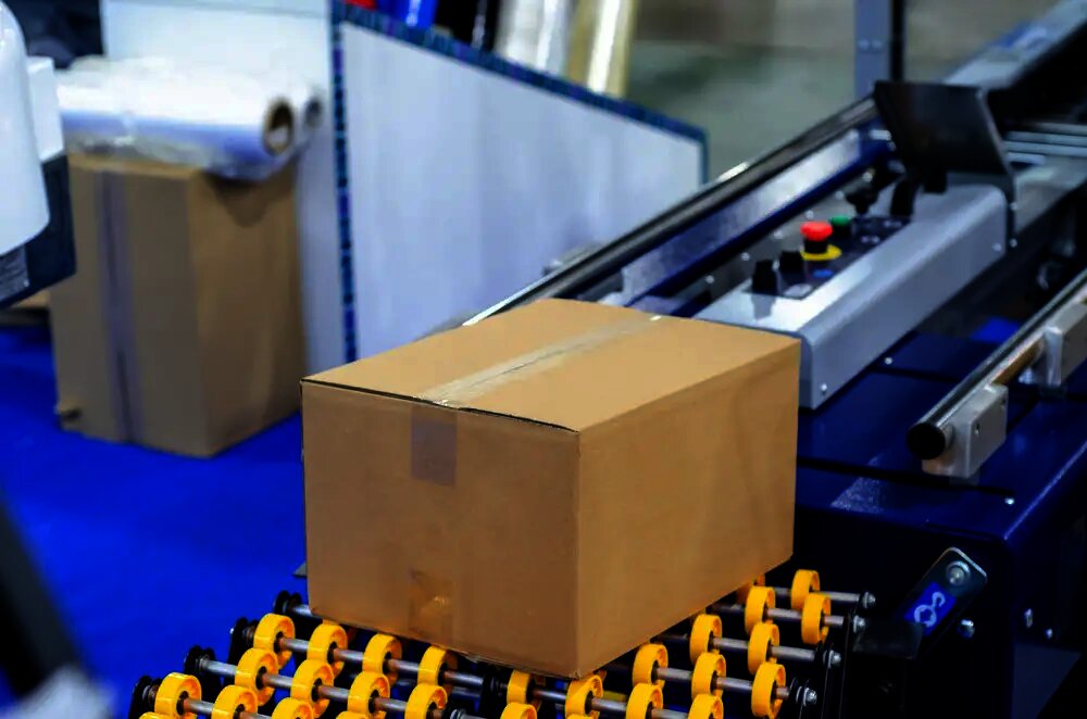4 Ways a Box Taping Machine Improves Productivity