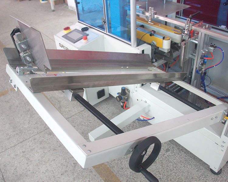 CE-15 Case Erector